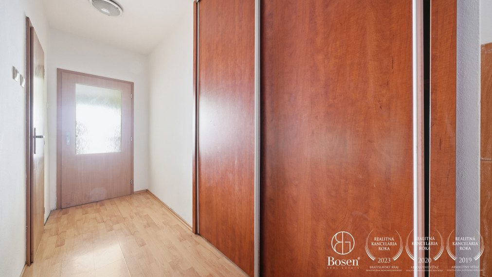 BOSEN | Garsónka s loggiou, 29,95 m², Račianska, Bratislava – Rača