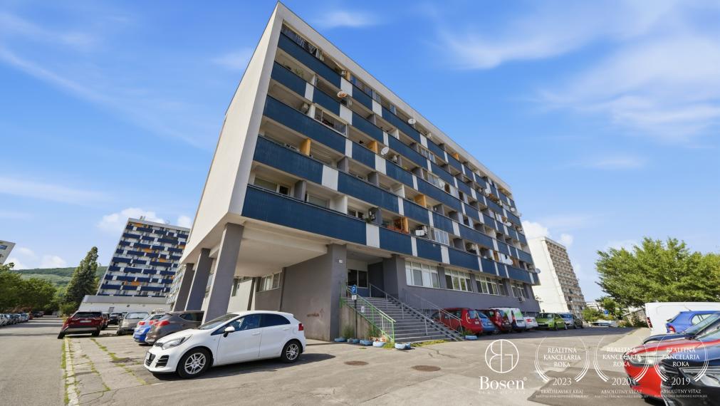 BOSEN | Garsónka s loggiou, 29,95 m², Račianska, Bratislava – Rača