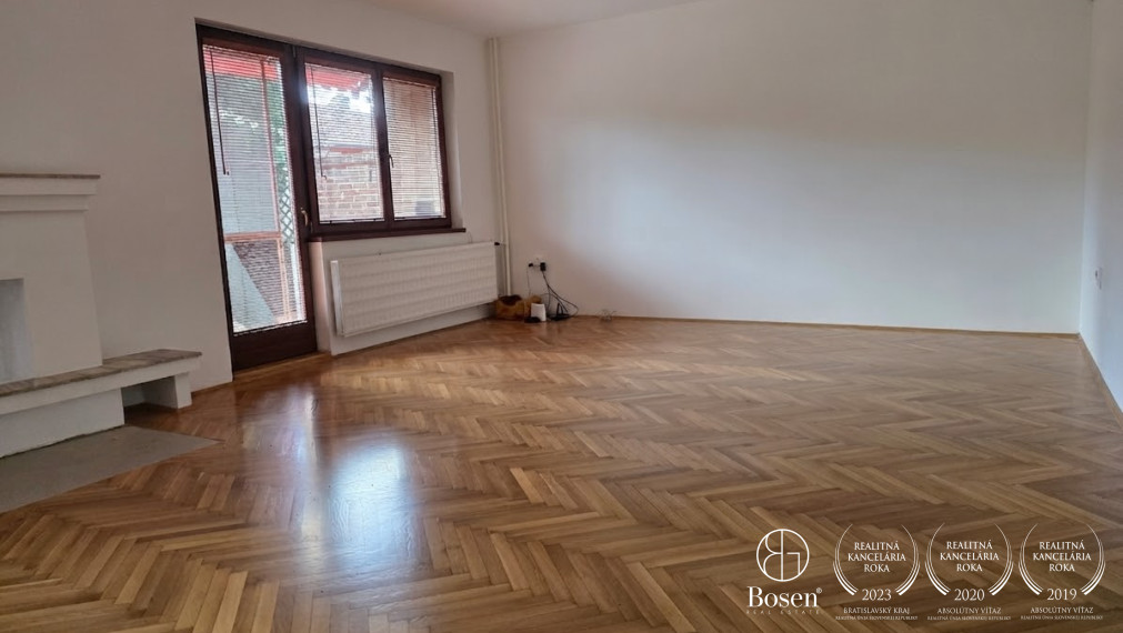 BOSEN|4-IZBOVÝ RODINNÝ DOM V ZÁPADNEJ ČASTI DUNAJSKEJ STREDY