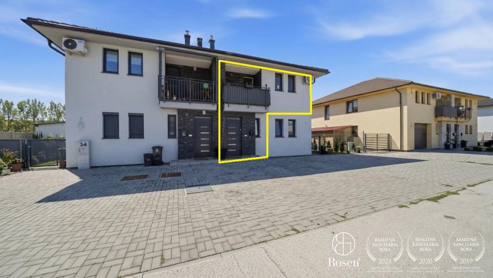 BOSEN | Zariadený 3 izbový byt s parkovaním a terasou – Trstená na Ostrove