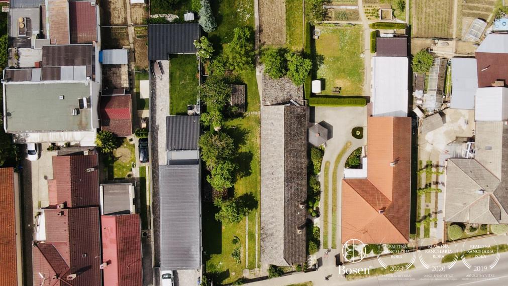 BOSEN | Stavebný pozemok 825m2 v obci Trenčianska Turná