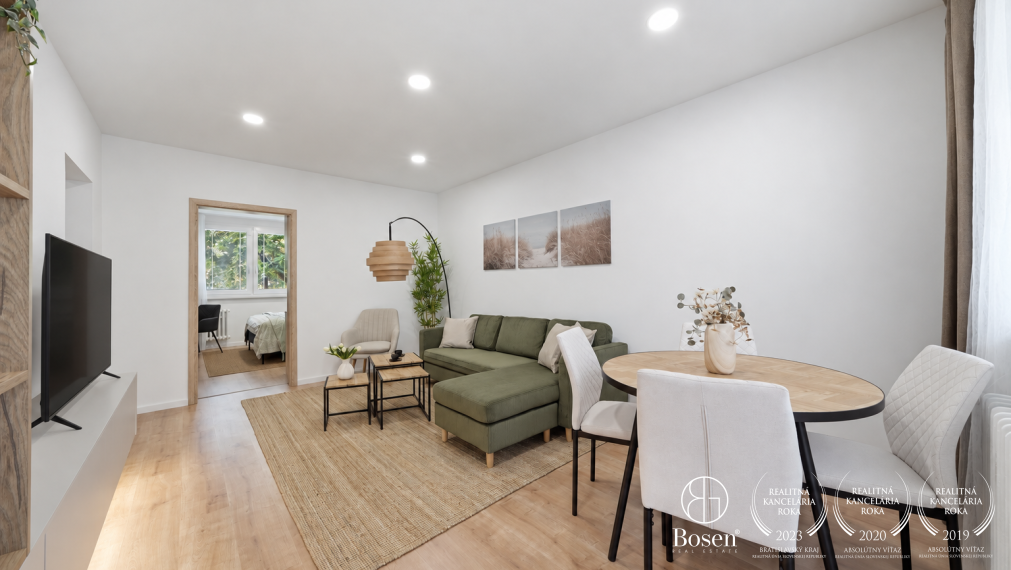 BOSEN | Zrekonštruovaný a zariadený 3 izbový byt s loggiou, 71,55 m², Karola Adlera, Dúbravka