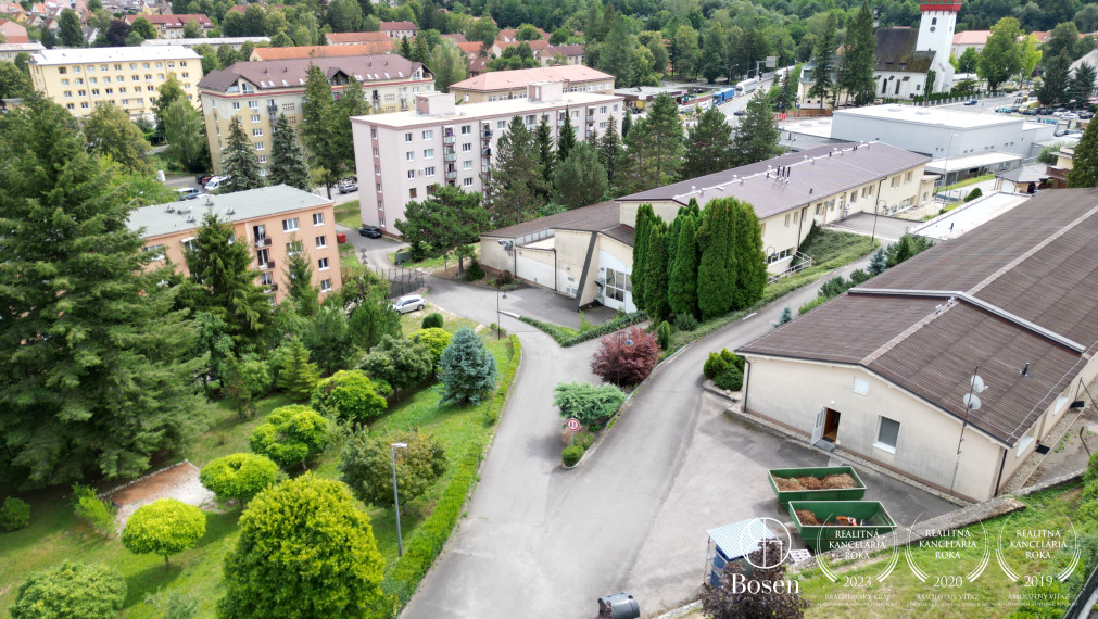BOSEN | Výrobný areál Handlová, pozemok 9 643 m²