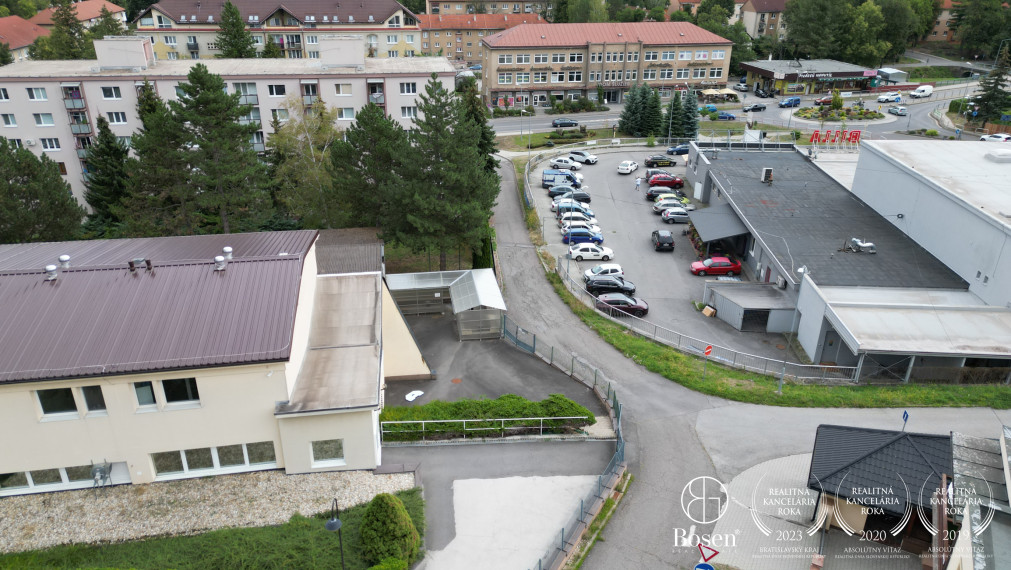 BOSEN | Výrobný areál Handlová, pozemok 9 643 m²