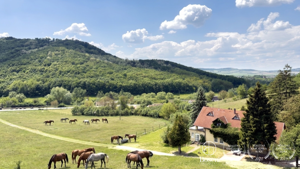 BOSEN | Ranč, Rodinná usadlosť s veľkým pozemkom 129000m2