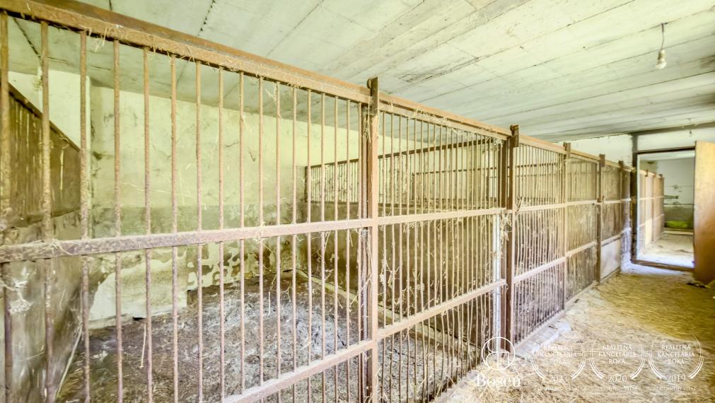 BOSEN | Ranč, Rodinná usadlosť s veľkým pozemkom 129000m2
