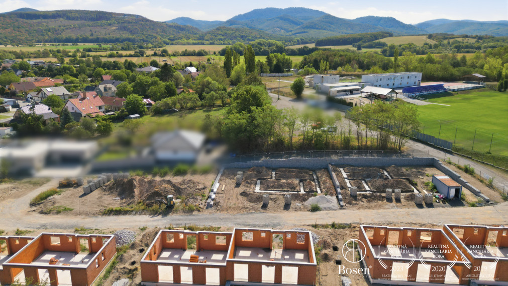 BOSEN| Novostavba 4 izbového RD súčasťou radovej výstavby, Rohožník