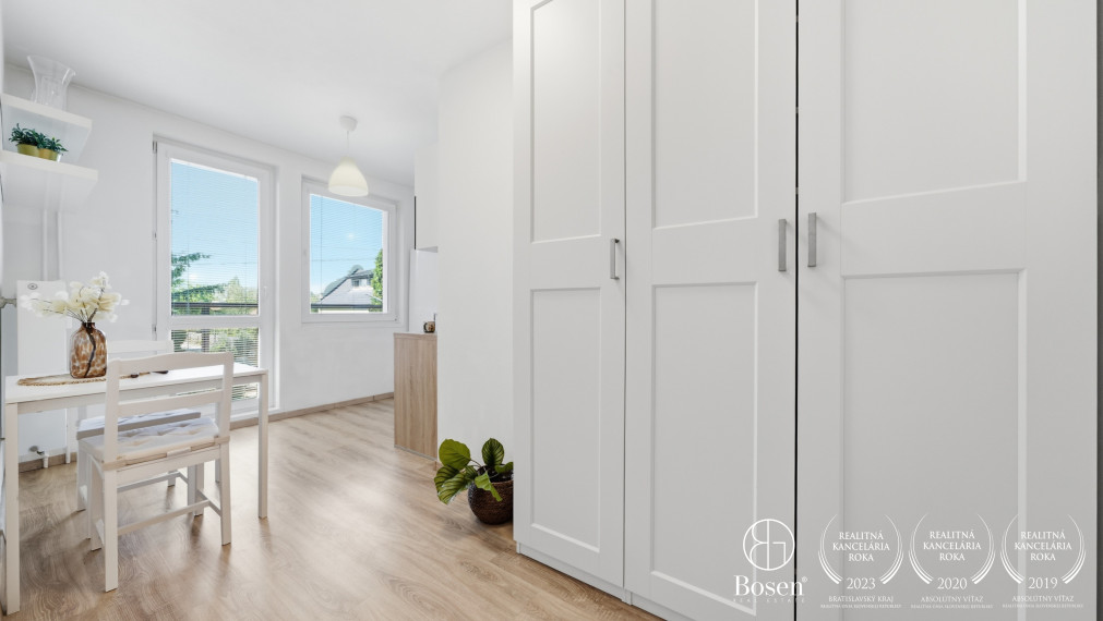 BOSEN | Svetlý 2 izbový byt s balkónom v pokojnej časti, Rusovce  51,76 m²