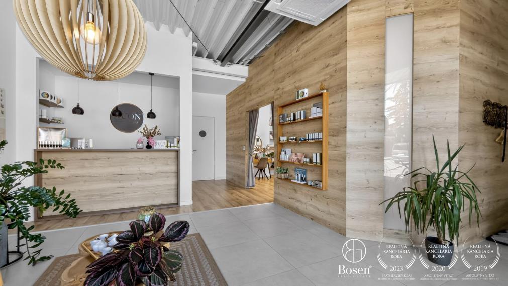 BOSEN | Reprezentatívny priestor s parkovaním, 76m2, OC. Villagio