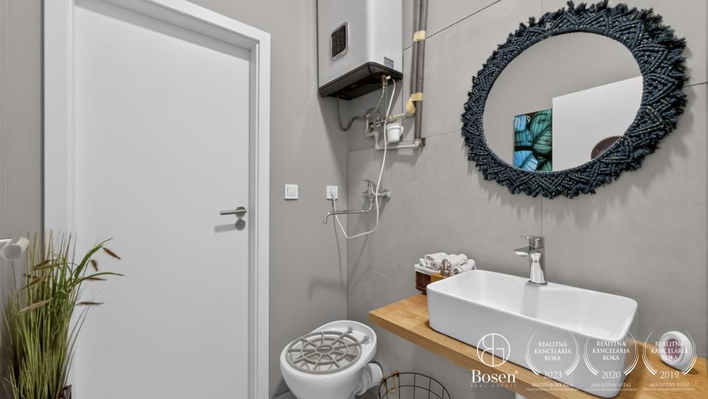 BOSEN | Reprezentatívny priestor s parkovaním, 76m2, OC. Villagio