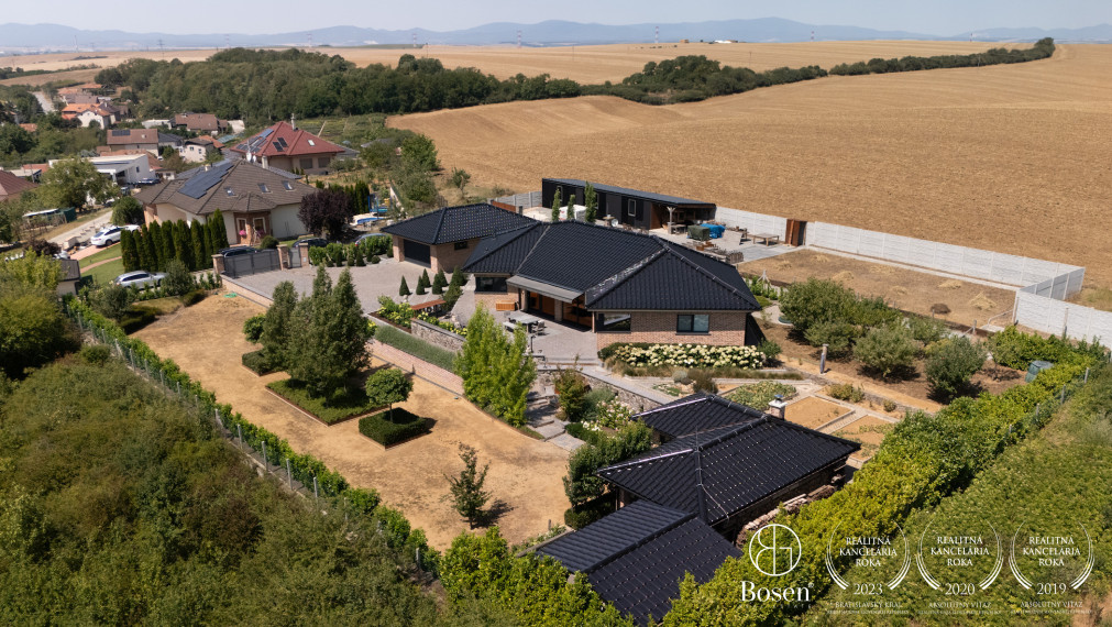 BOSEN | Komfort bungalovu, súkromie vidieka - rodinné sídlo s rozľahlou záhradou