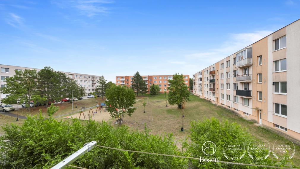 BOSEN | zariadený 1 izbový byt s parkovaním a pivnicou, NOVOSTAVBA ROHOŽNÍK