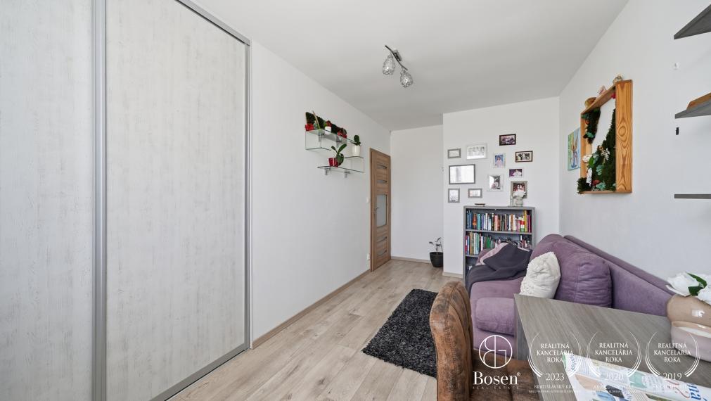 BOSEN | 5 izbový RD pri lese, Studienka
