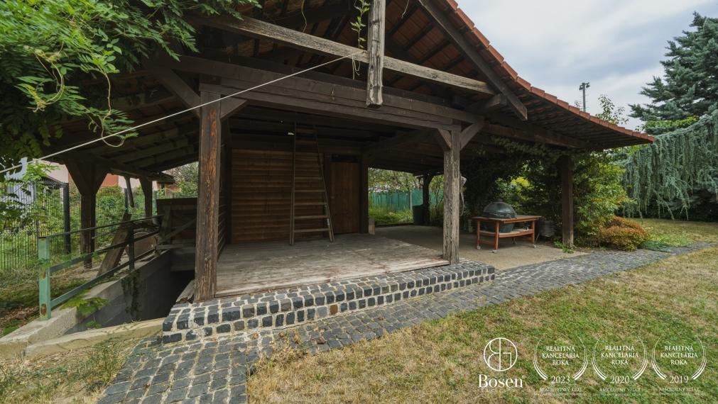 BOSEN | Rodinná vila s bazénom, Ivánka pri Dunaji