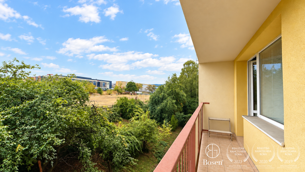 BOSEN | 3 izbový byt v pôvodnom stave s loggiou | Kežmarská, Košice, 74 m2