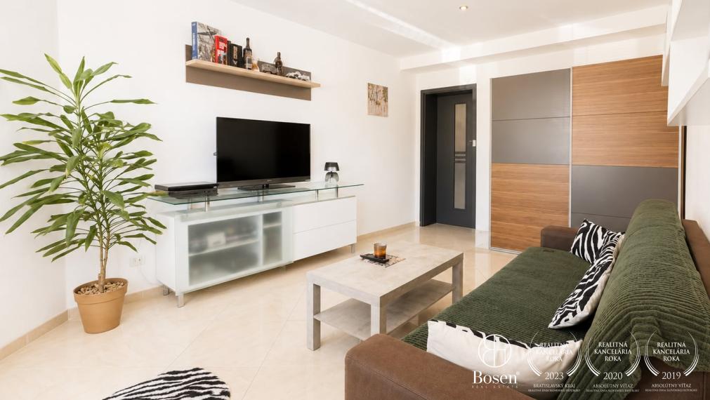 BOSEN | Rodinný dom v obci Ruskovce – 120 m² | POZEMOK 1 373 m²