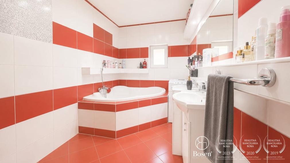 BOSEN | Rodinný dom v obci Ruskovce – 120 m² | POZEMOK 1 373 m²