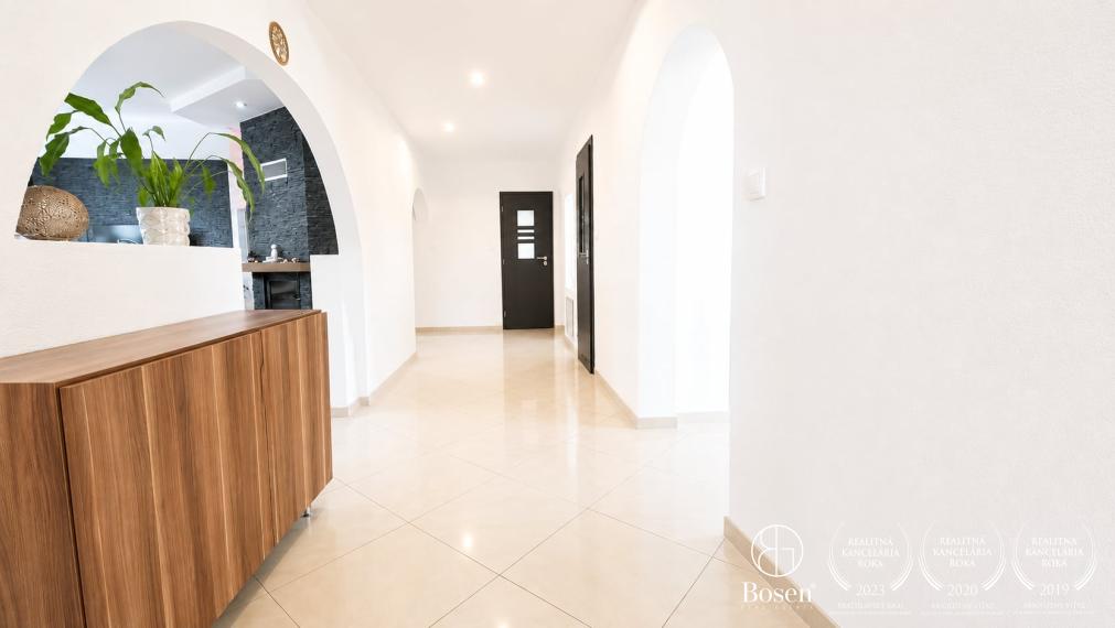 BOSEN | Rodinný dom v obci Ruskovce – 120 m² | POZEMOK 1 373 m²
