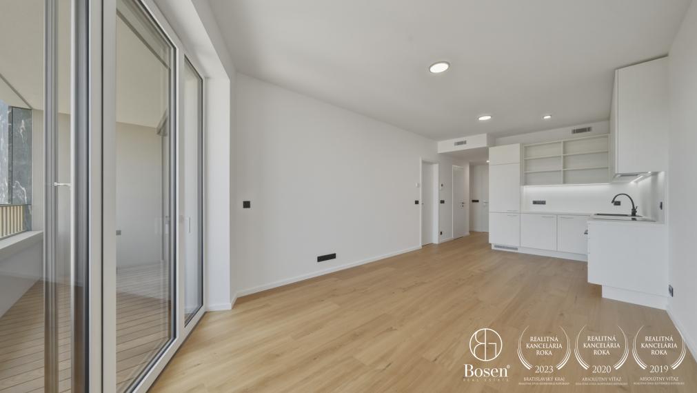 BOSEN | Nezariadený 2i byt Florian Residence, Staré Mesto - Bratislava
