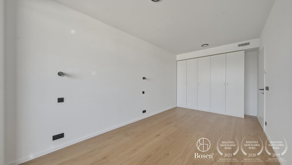 BOSEN | Nezariadený 2i byt Florian Residence, Staré Mesto - Bratislava