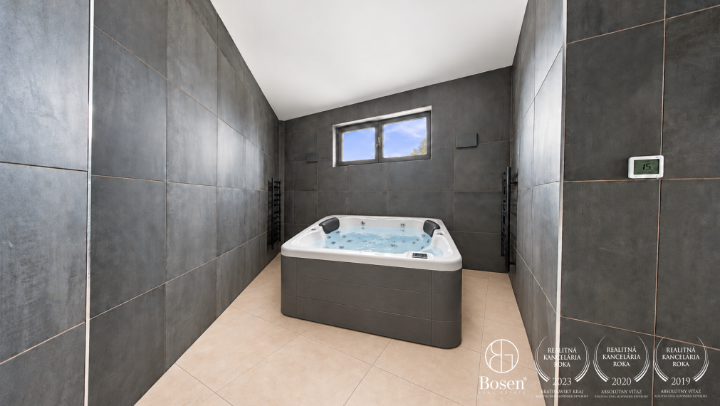 Bosen | 3 izbový Chalet s vlastným wellnessom
