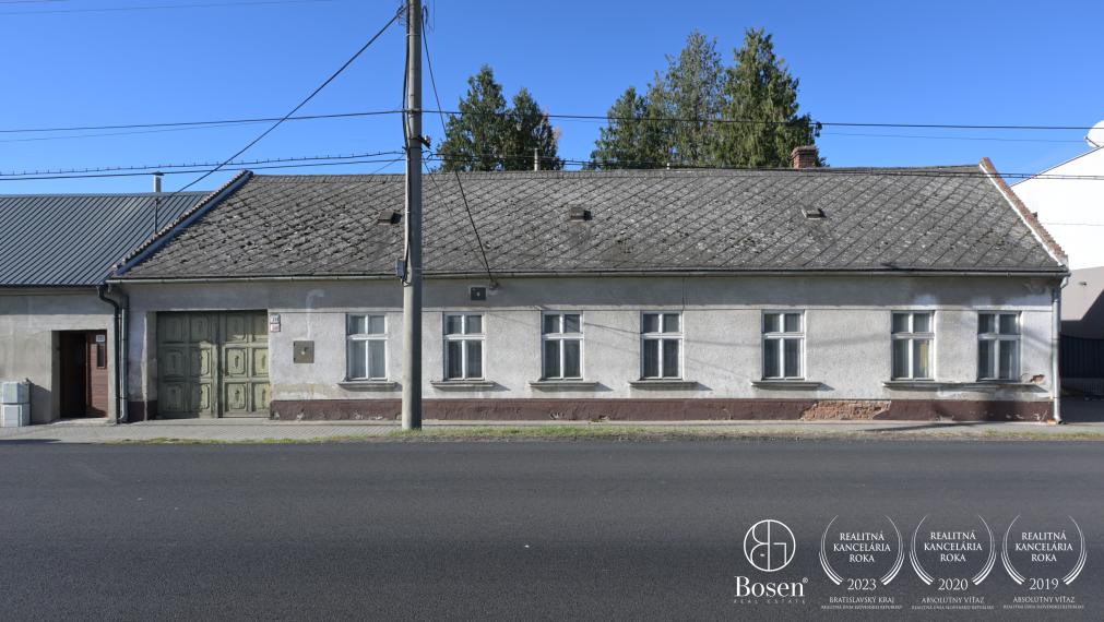 BOSEN | Rodinný dom v Malackách, pozemok 2495 m2 !
