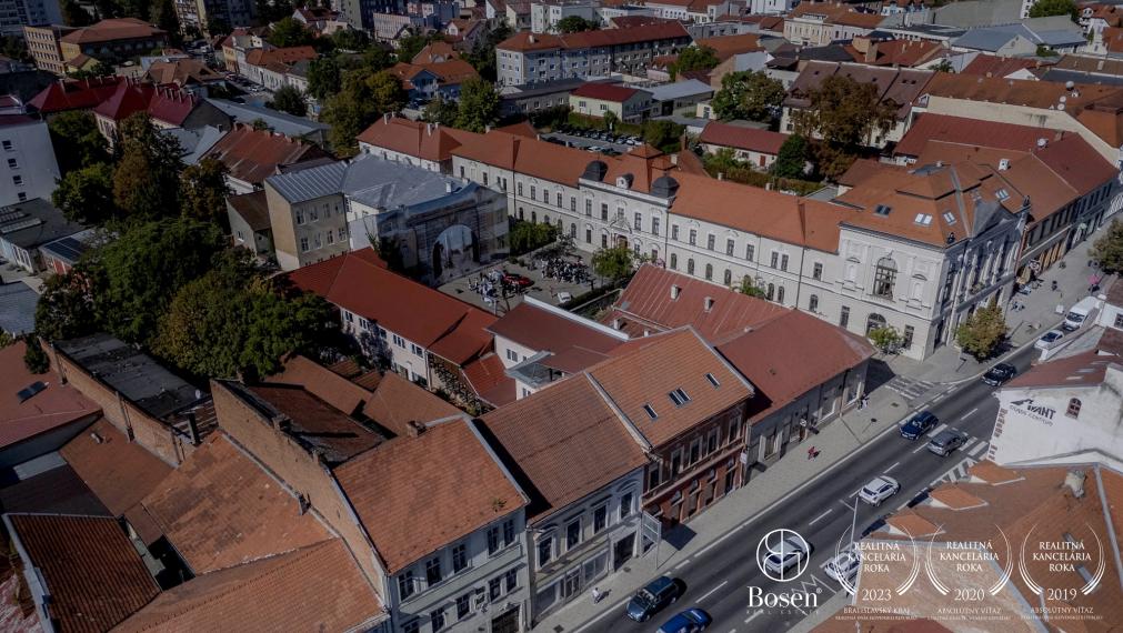 BOSEN | Prevádzková budova s veľkým potenciálom, Lučenec centrum.