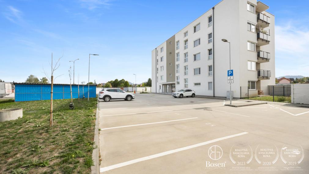 BOSEN | ZARIADENÝ 3 izbový byt, NOVOSTAVBA s výťahom, Obchodná ul.
