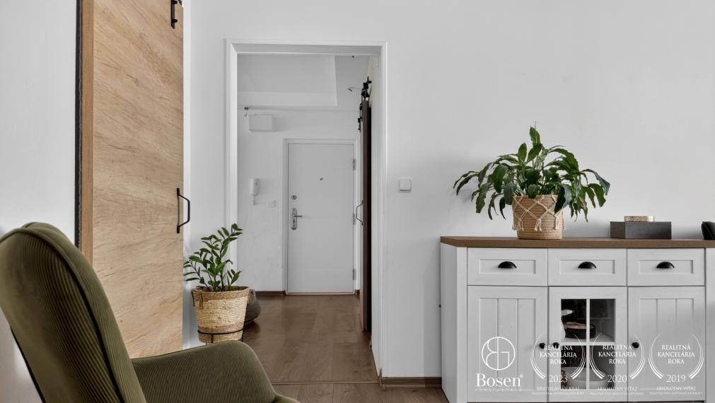BOSEN | 4 izbový byt s balkónom, Fiľakovo, centrum