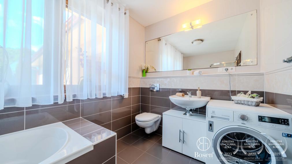 BOSEN | 4 izbový rodinný dom 133m2, Rača - súkromná ulica