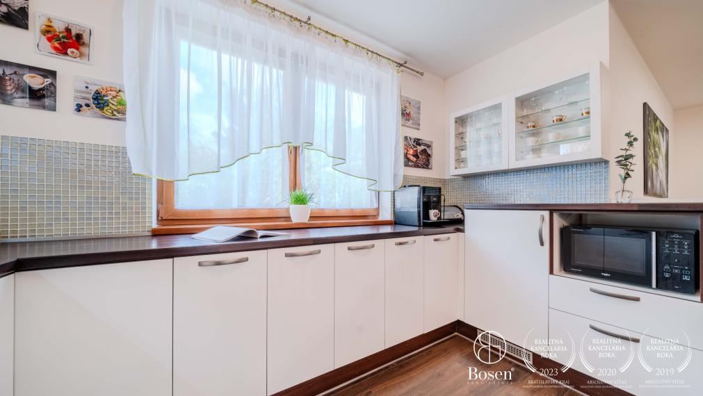 BOSEN | 4 izbový rodinný dom 133m2, Rača - súkromná ulica