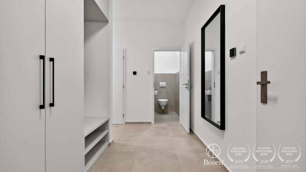 BOSEN | Moderný 2 izbový byt s loggiou a parkovaním – Geologická, Podunajské Biskupice, 60m2