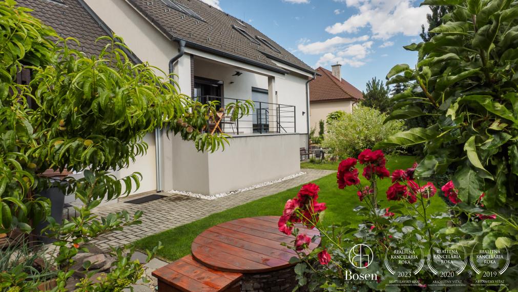 LOYALTERS | Rodinný dom Rača - 5 izbový, plne zariadený