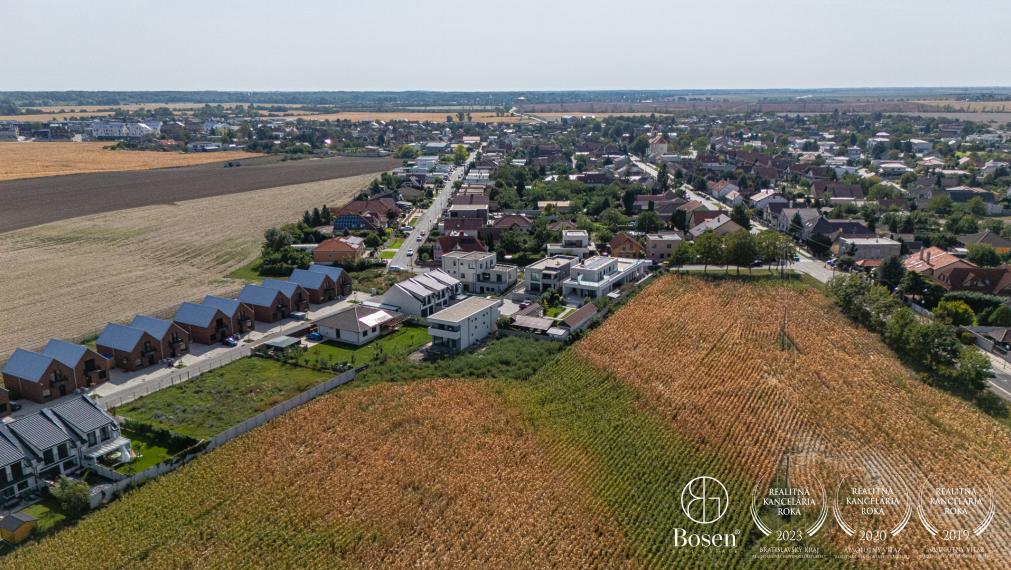 BOSEN | Exkluzívne  budúci stavebný pozemok 500 m² Bratislava-Jarovce