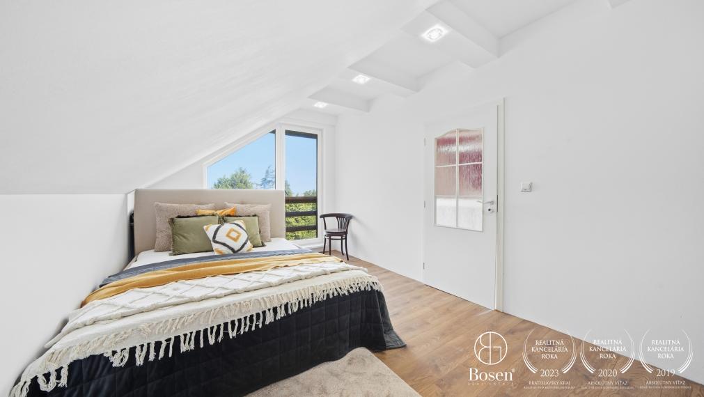BOSEN | 4 izbový rodinný dom, Suchá nad Parnou, 710 m2