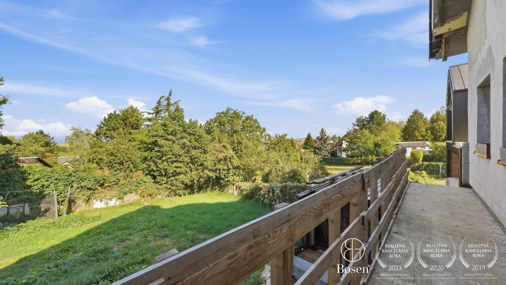 BOSEN | 4 izbový rodinný dom, Suchá nad Parnou, 710 m2