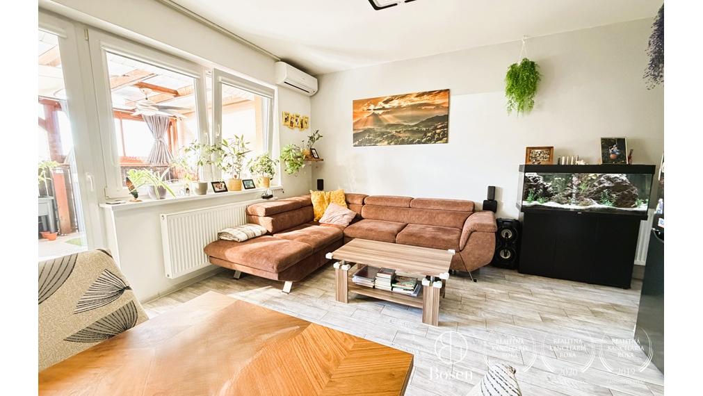 3-IZBOVÝ BYT SO ZASTREŠENOU TERASOU 16 m² | SLOVENSKÝ GROB