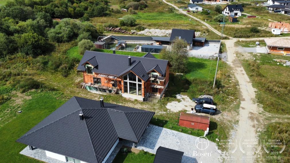 339.900 EUR - Rodinný dom s dvomi bytovými jednotkami - Habovka