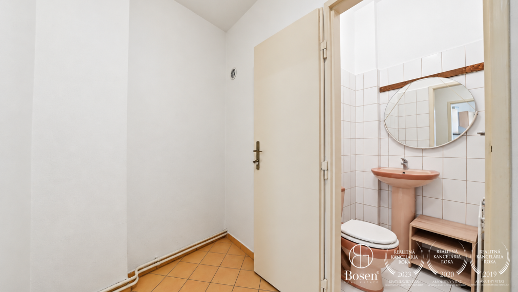 BOSEN | Mestské bývanie s charakterom, 3-izbový byt, 90 m², Dunajská, Staré Mesto