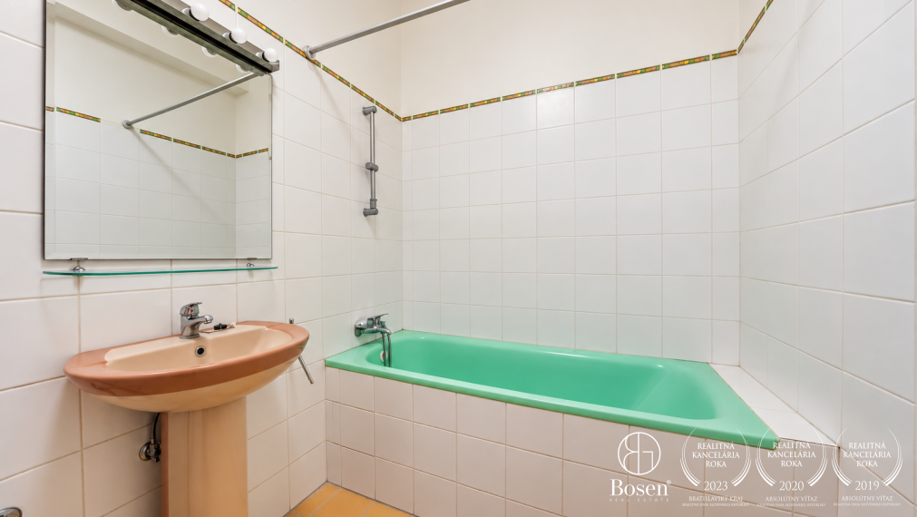 BOSEN | Mestské bývanie s charakterom, 3-izbový byt, 90 m², Dunajská, Staré Mesto