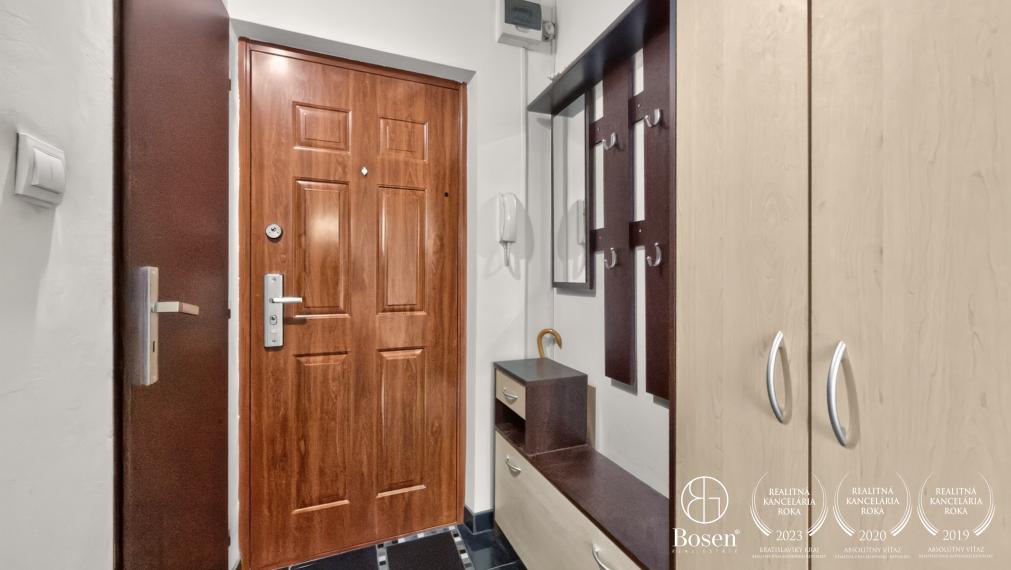 BOSEN | 1izbový byt vo vynikajúcej lokalite, Štúrova, 36m2