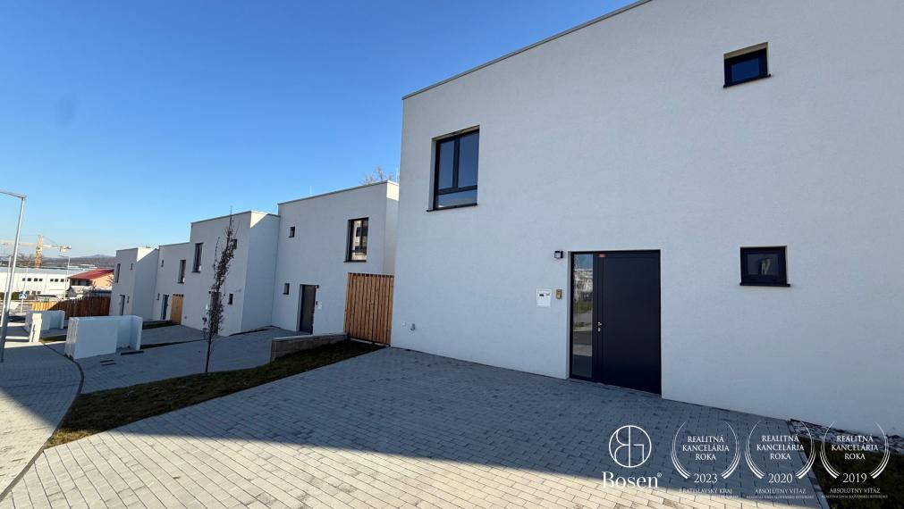 BOSEN | Moderný 5i rodinný dom s veľkým pozemkom a záhradou v projekte AGÁTY, Dúbravka