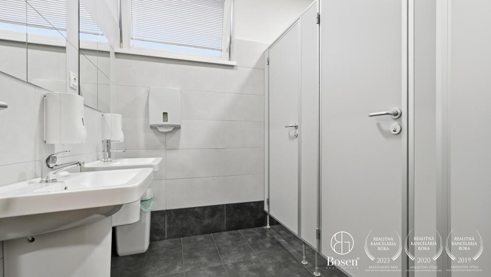 BOSEN | INVESTIČNÁ PRÍLEŽITOSŤ – Polyfunkčná budova s nájomcami, veľkokapacitným skladom a potenciálom bývania | Bratislava – Nové Mesto