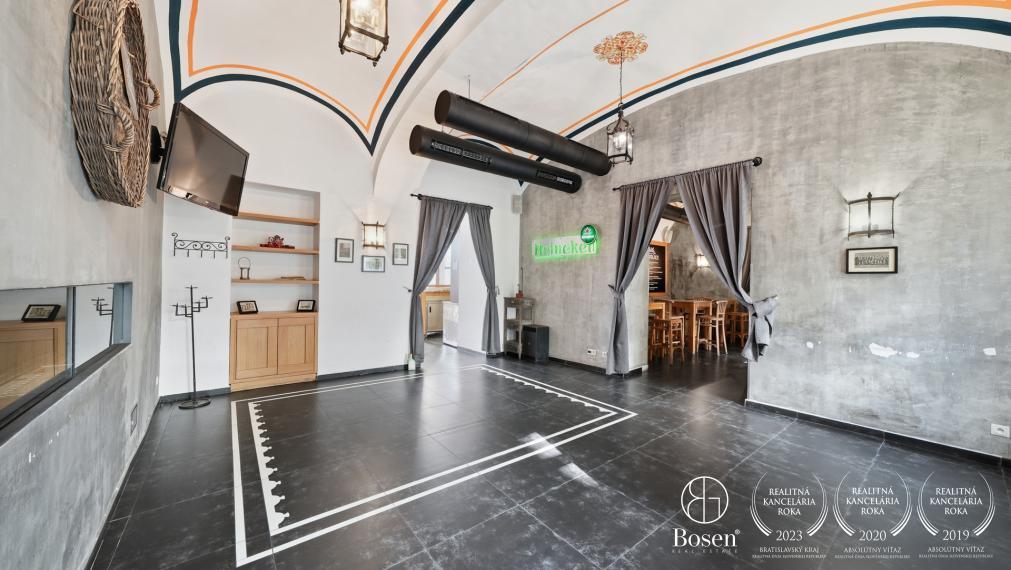 BOSEN | Nadštandardný obchodný priestor 545,30 m2 - Gorkého - Palác Motešických
