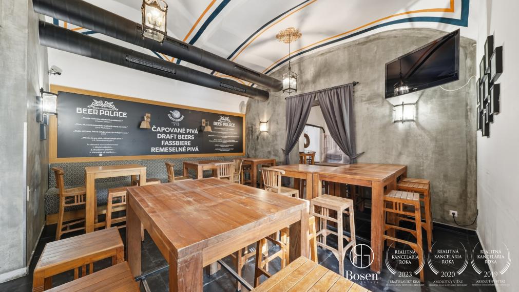 BOSEN | Nadštandardný obchodný priestor 545,30 m2 - Gorkého - Palác Motešických