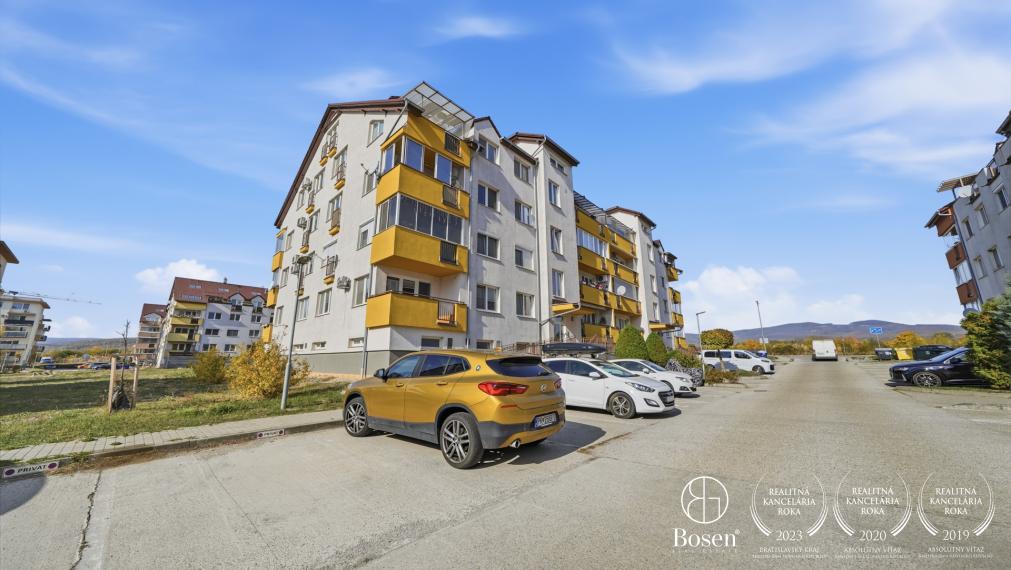 BOSEN | 2,5 izbový byt s jedinečnou atmosférou a veľkou terasou