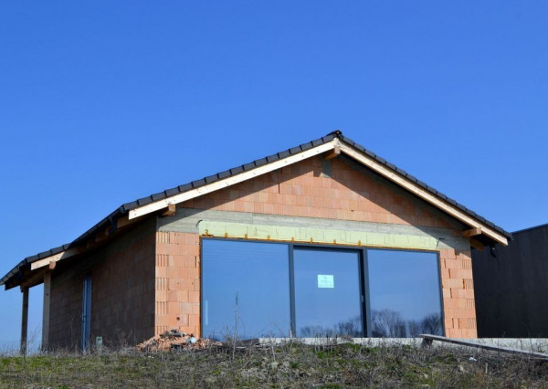 PREDANÉ -  Rodinný dom s vlastnou plážou, Hrubá Borša