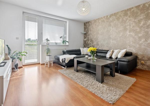 PREDANÉ: BOSEN | Zariadený 2 izb. byt vo vyhľadávanej časti Ružinova, Čaklovská ul.