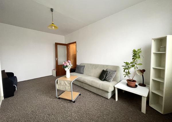 BOSEN | Penájom 1 izbového zariadeného bytu na Bodrockej ulici