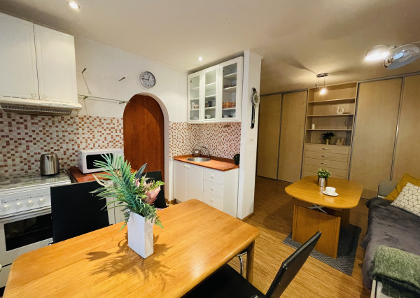 PRENAJATÉ - BOSEN |  Útulný 2,5 izbový byt, ulica Sibírska, Bratislava